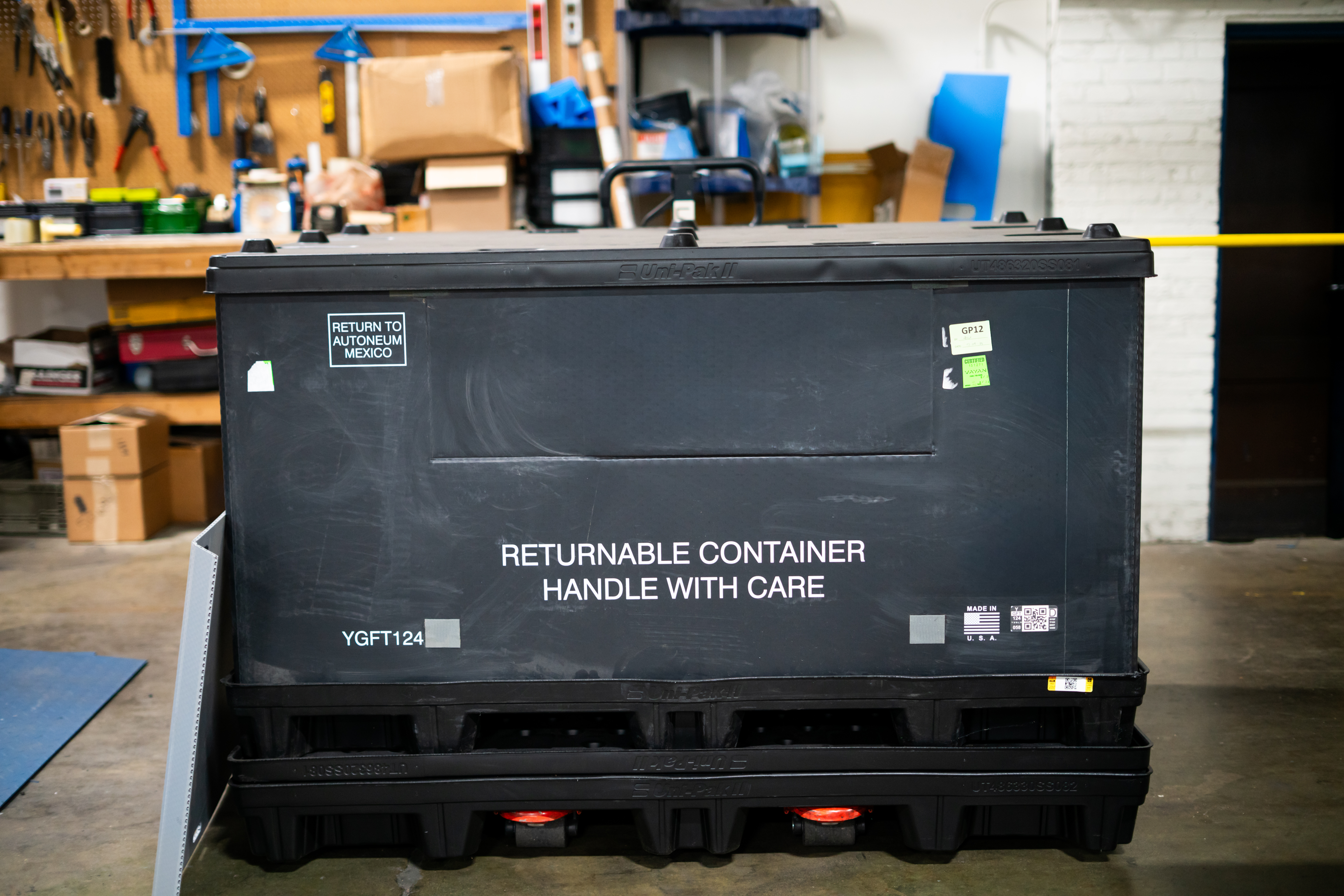 returnable packaging handle with care at packaging solutions inc.